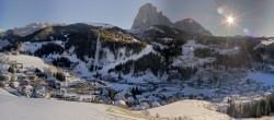 Archived image Webcam Panoramic view of St. Christina 13:00