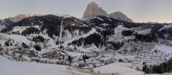 Archived image Webcam Panoramic view of St. Christina 15:00