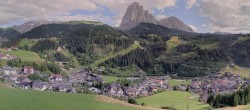Archived image Webcam Panoramic view of St. Christina 17:00