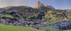 Archived image Webcam Panoramic view of St. Christina 06:00