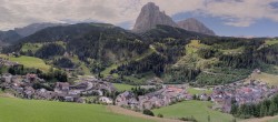 Archived image Webcam Panoramic view of St. Christina 09:00