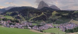 Archived image Webcam Panoramic view of St. Christina 19:00