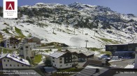 Archiv Foto Webcam Zürs: Hotel Arlberghaus 11:00