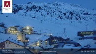 Archiv Foto Webcam Zürs: Hotel Arlberghaus 17:00