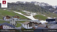 Archiv Foto Webcam Zürs: Hotel Arlberghaus 06:00