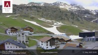 Archiv Foto Webcam Zürs: Hotel Arlberghaus 17:00
