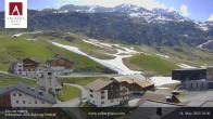 Archiv Foto Webcam Zürs: Hotel Arlberghaus 09:00