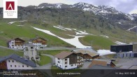 Archiv Foto Webcam Zürs: Hotel Arlberghaus 09:00