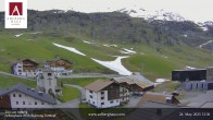 Archiv Foto Webcam Zürs: Hotel Arlberghaus 11:00