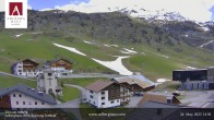 Archiv Foto Webcam Zürs: Hotel Arlberghaus 13:00