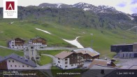 Archiv Foto Webcam Zürs: Hotel Arlberghaus 09:00