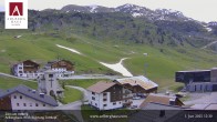 Archiv Foto Webcam Zürs: Hotel Arlberghaus 11:00