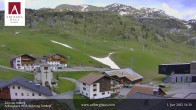 Archiv Foto Webcam Zürs: Hotel Arlberghaus 15:00
