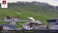 Archiv Foto Webcam Zürs: Hotel Arlberghaus 11:00