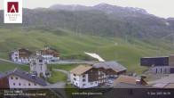 Archiv Foto Webcam Zürs: Hotel Arlberghaus 05:00