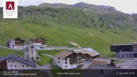 Archiv Foto Webcam Zürs: Hotel Arlberghaus 13:00