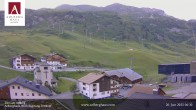 Archiv Foto Webcam Zürs: Hotel Arlberghaus 05:00
