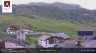 Archiv Foto Webcam Zürs: Hotel Arlberghaus 06:00