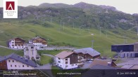 Archiv Foto Webcam Zürs: Hotel Arlberghaus 05:00