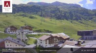 Archiv Foto Webcam Zürs: Hotel Arlberghaus 09:00