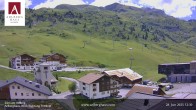 Archiv Foto Webcam Zürs: Hotel Arlberghaus 11:00