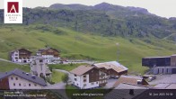 Archiv Foto Webcam Zürs: Hotel Arlberghaus 09:00