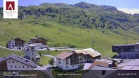 Archiv Foto Webcam Zürs: Hotel Arlberghaus 11:00