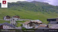 Archiv Foto Webcam Zürs: Hotel Arlberghaus 17:00