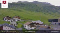Archiv Foto Webcam Zürs: Hotel Arlberghaus 17:00