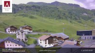 Archiv Foto Webcam Zürs: Hotel Arlberghaus 07:00