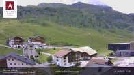 Archiv Foto Webcam Zürs: Hotel Arlberghaus 11:00