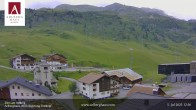 Archiv Foto Webcam Zürs: Hotel Arlberghaus 11:00