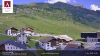 Archiv Foto Webcam Zürs: Hotel Arlberghaus 15:00