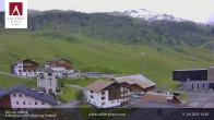 Archiv Foto Webcam Zürs: Hotel Arlberghaus 13:00
