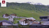 Archiv Foto Webcam Zürs: Hotel Arlberghaus 15:00