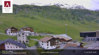 Archiv Foto Webcam Zürs: Hotel Arlberghaus 17:00