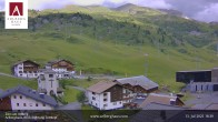 Archiv Foto Webcam Zürs: Hotel Arlberghaus 17:00