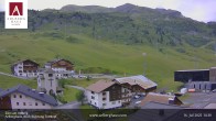 Archiv Foto Webcam Zürs: Hotel Arlberghaus 13:00