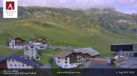 Archiv Foto Webcam Zürs: Hotel Arlberghaus 17:00