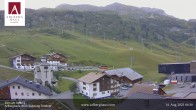 Archiv Foto Webcam Zürs: Hotel Arlberghaus 05:00