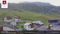 Archiv Foto Webcam Zürs: Hotel Arlberghaus 07:00