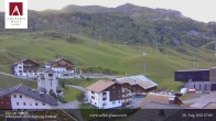 Archiv Foto Webcam Zürs: Hotel Arlberghaus 06:00