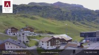 Archiv Foto Webcam Zürs: Hotel Arlberghaus 08:00