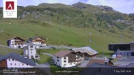 Archiv Foto Webcam Zürs: Hotel Arlberghaus 13:00