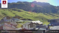 Archiv Foto Webcam Zürs: Hotel Arlberghaus 09:00