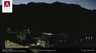Archiv Foto Webcam Zürs: Hotel Arlberghaus 05:00