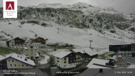 Archiv Foto Webcam Zürs: Hotel Arlberghaus 13:00