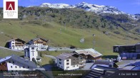 Archiv Foto Webcam Zürs: Hotel Arlberghaus 13:00