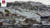 Archiv Foto Webcam Zürs: Hotel Arlberghaus 06:00