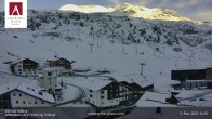Archiv Foto Webcam Zürs: Hotel Arlberghaus 15:00